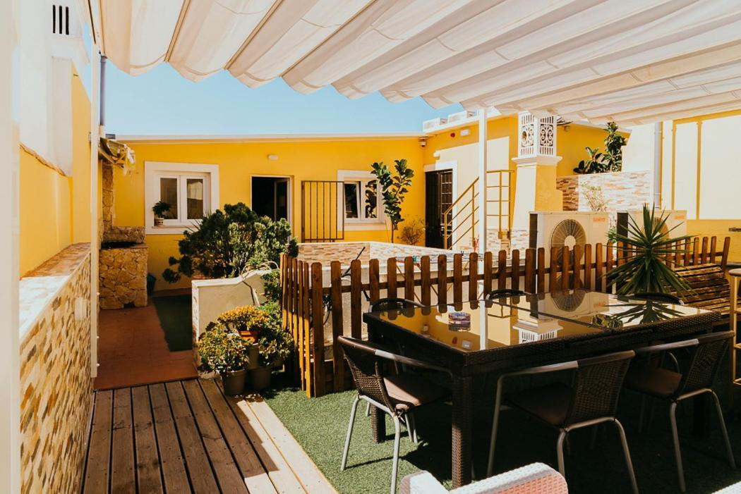 Happy House Hotel Faro Exterior photo